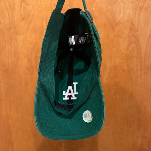 Green LA Dodgers Baseball Hat - Picture 3 of 3